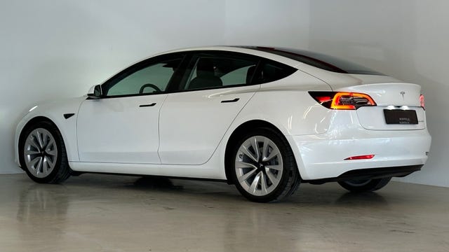 2022 TESLA MODEL 3 - 10