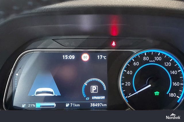 2021 NISSAN LEAF - 13