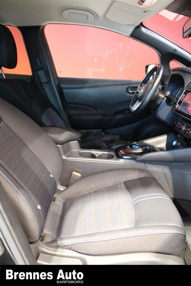 2019 NISSAN LEAF - 16