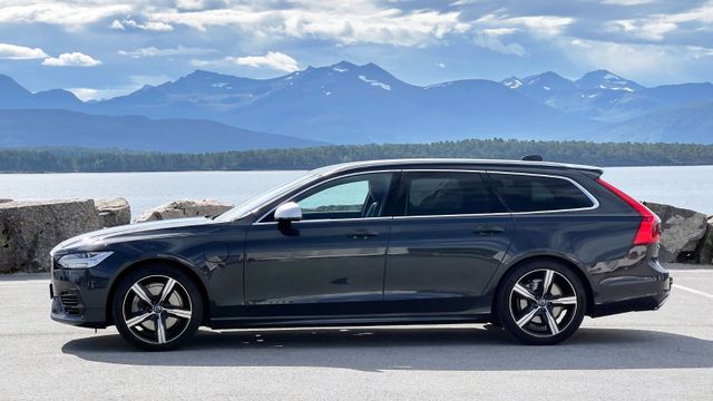 YV1PWBMTDK1092890 2019 VOLVO V90-4