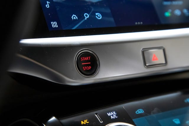 2023 JAGUAR I-PACE - 32