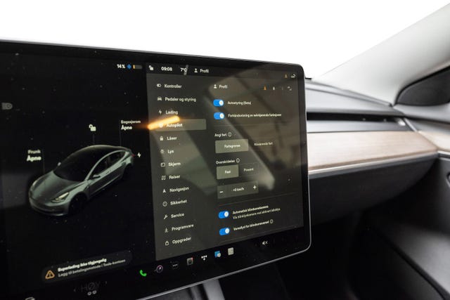 2022 TESLA MODEL 3 - 18