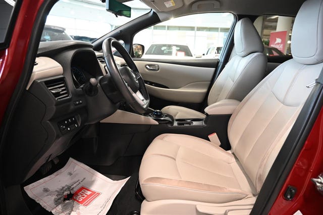 2021 NISSAN LEAF - 15