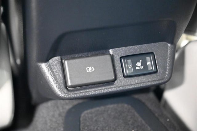 2021 NISSAN LEAF - 33