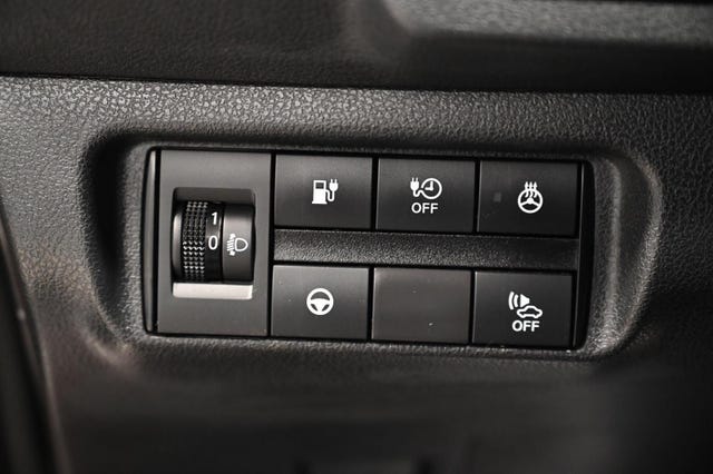 2021 NISSAN LEAF - 19