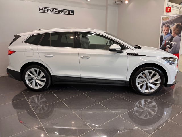 2022 SKODA ENYAQ - 22