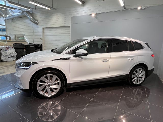 2022 SKODA ENYAQ - 12