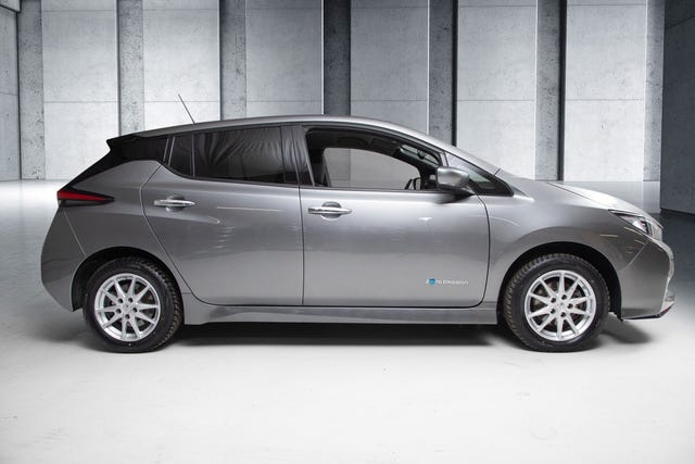 2019 NISSAN LEAF - 7