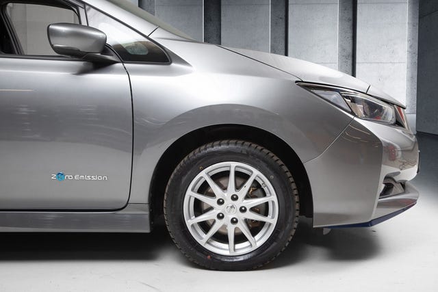 SJNFAAZE1U0069354 2019 NISSAN LEAF-5