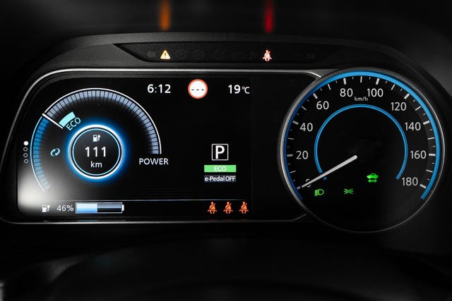 2019 NISSAN LEAF - 8