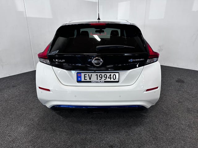 2019 NISSAN LEAF - 11