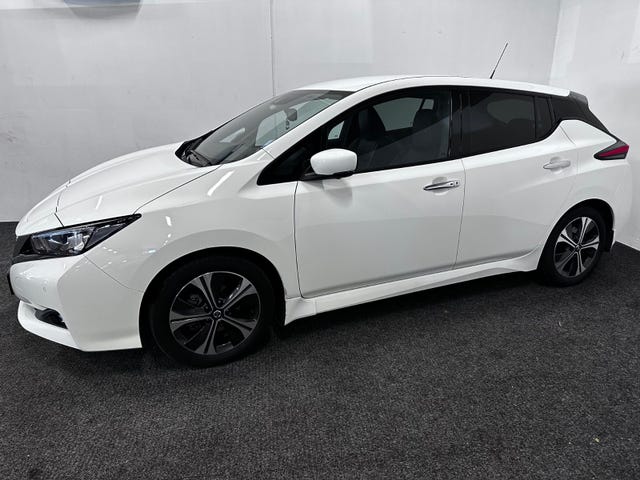 SJNFAAZE1U0032668 2019 NISSAN LEAF-2