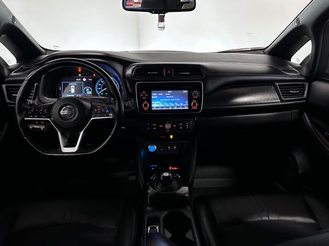 2019 NISSAN LEAF - 15