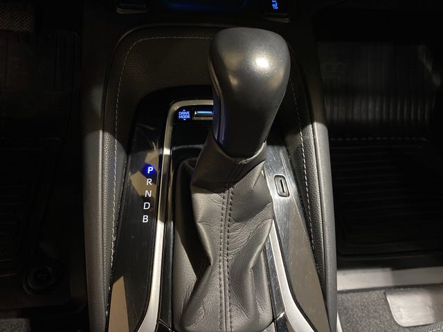 2021 TOYOTA COROLLA - 25