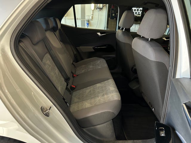 2021 VOLKSWAGEN ID.3 - 24