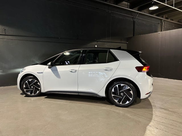WVWZZZE1ZMP013659 2021 VOLKSWAGEN ID.3-4