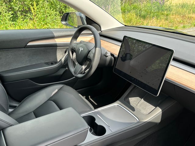 2022 TESLA MODEL 3 - 16