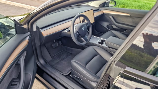 2022 TESLA MODEL 3 - 13