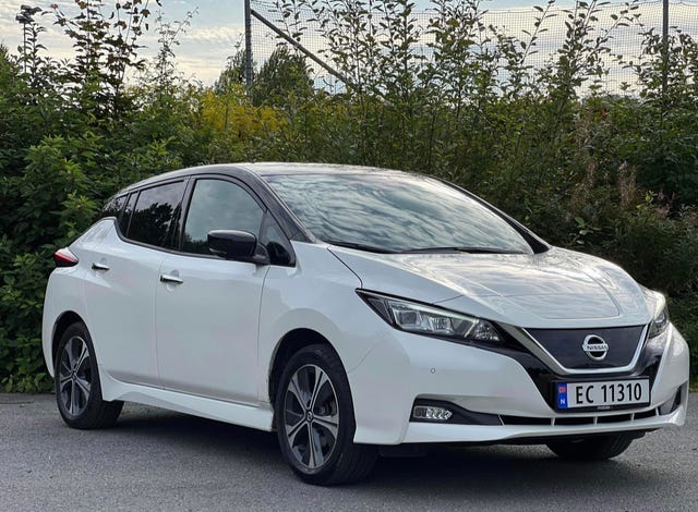 SJNFAAZE1U0114904 2021 NISSAN LEAF-2