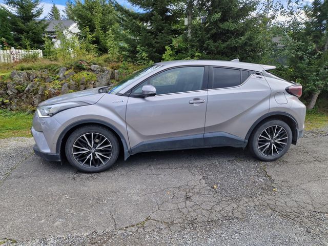 NMTKZ3BX10R176979 2018 TOYOTA C-HR-2