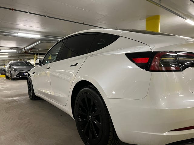 2022 TESLA MODEL 3 - 14
