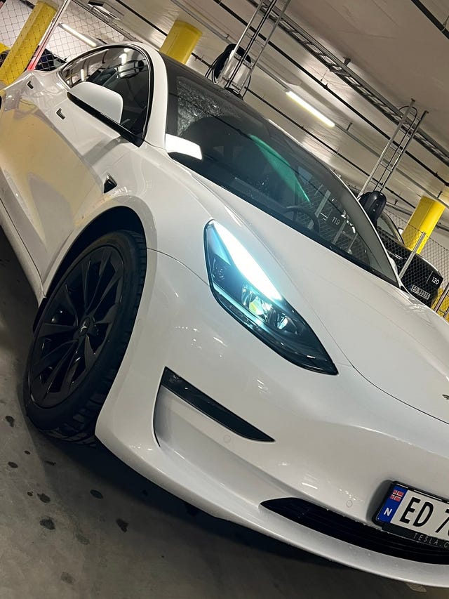 LRW3E7EK1NC491859 2022 TESLA MODEL 3-2