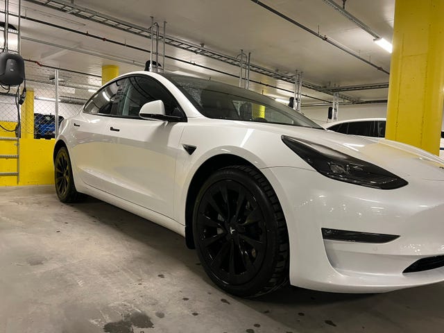 2022 TESLA MODEL 3 - 8