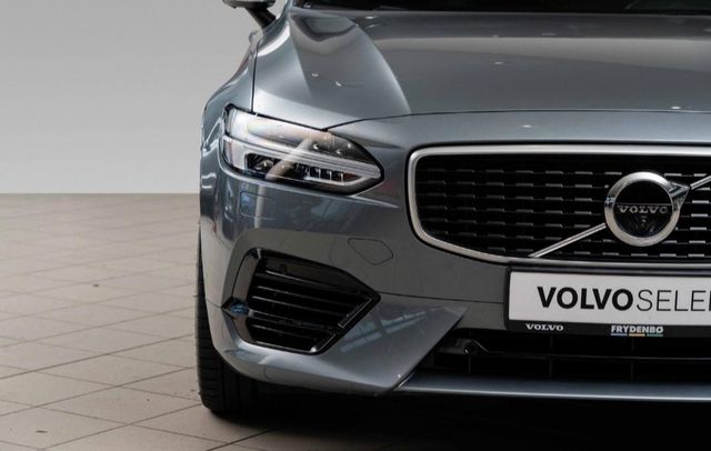 2019 VOLVO V90 - 11