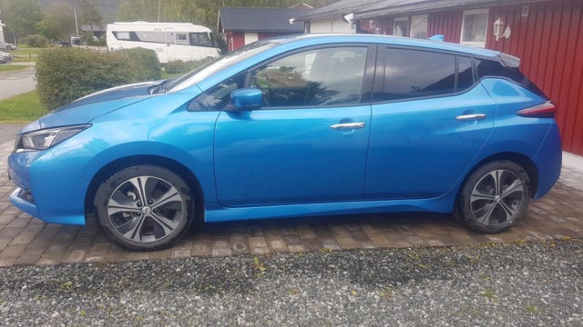 SJNFAAZE1U0143834 2021 NISSAN LEAF-2