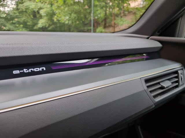 2021 AUDI E-TRON - 20