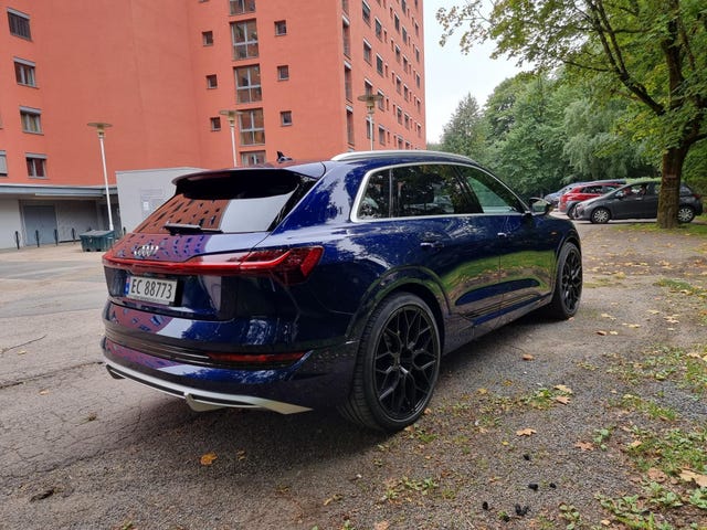 2021 AUDI E-TRON - 8