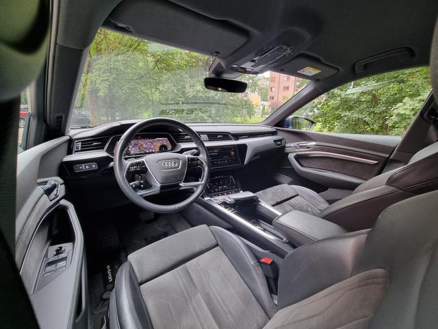 2021 AUDI E-TRON - 24