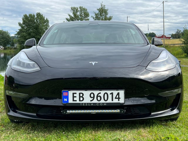 5YJ3E7EB9MF837502 2021 TESLA MODEL 3-1