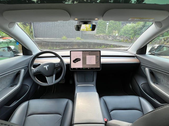 2021 TESLA MODEL 3 - 14