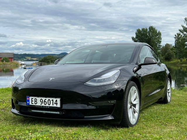 5YJ3E7EB9MF837502 2021 TESLA MODEL 3-0