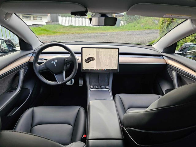 2022 TESLA MODEL 3 - 13