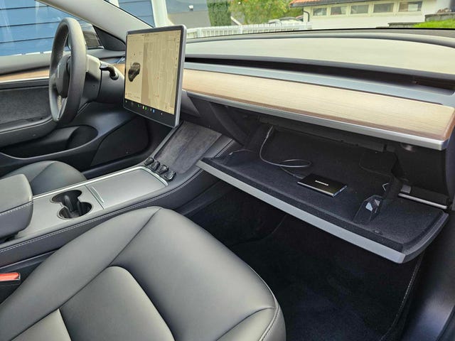 2022 TESLA MODEL 3 - 10