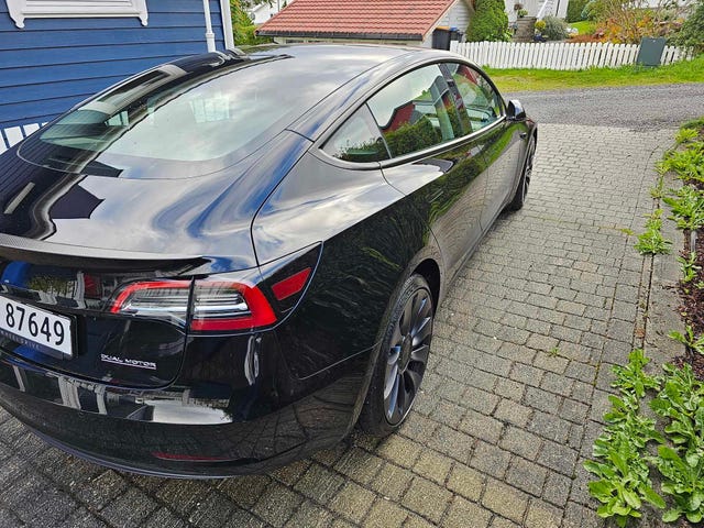 LRW3E7EL8NC503384 2022 TESLA MODEL 3-4