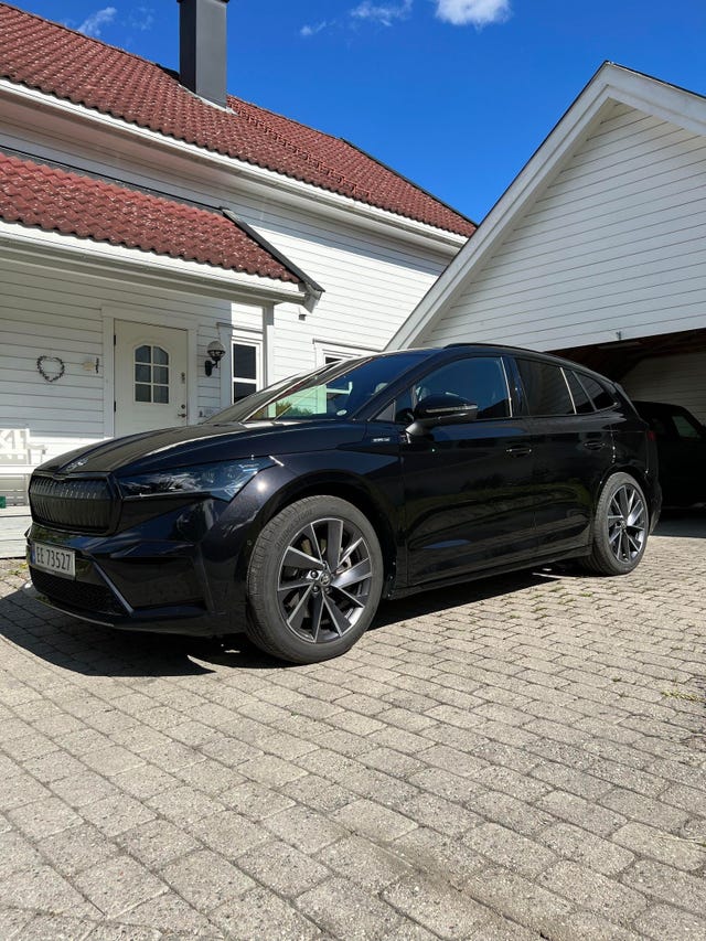 2022 SKODA ENYAQ - 8