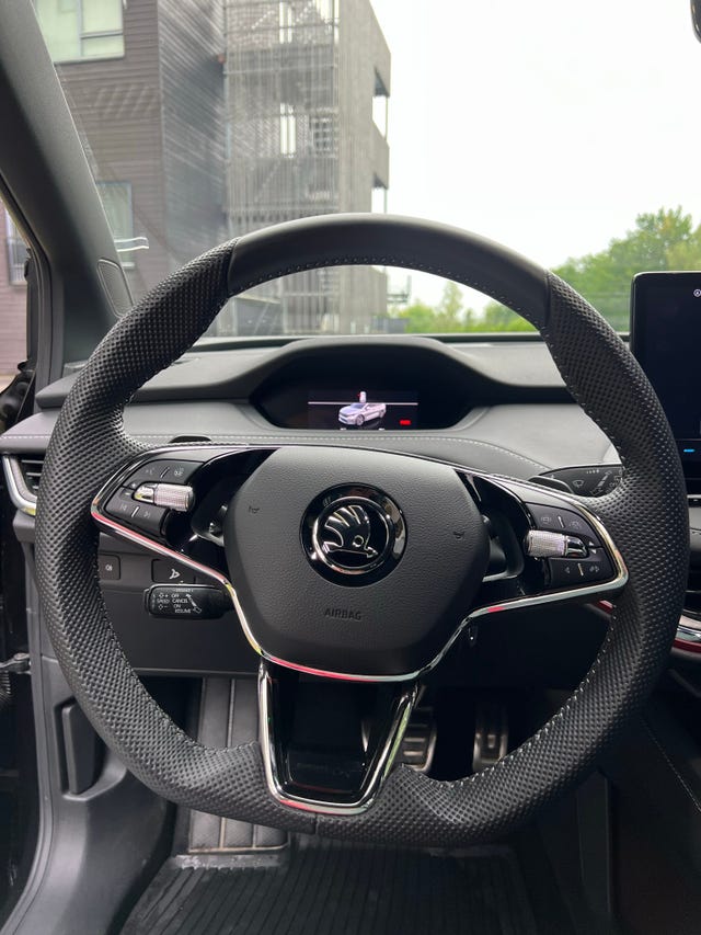2022 SKODA ENYAQ - 11