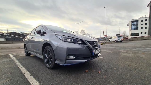 SJNFAAZE1U0143652 2021 NISSAN LEAF-1