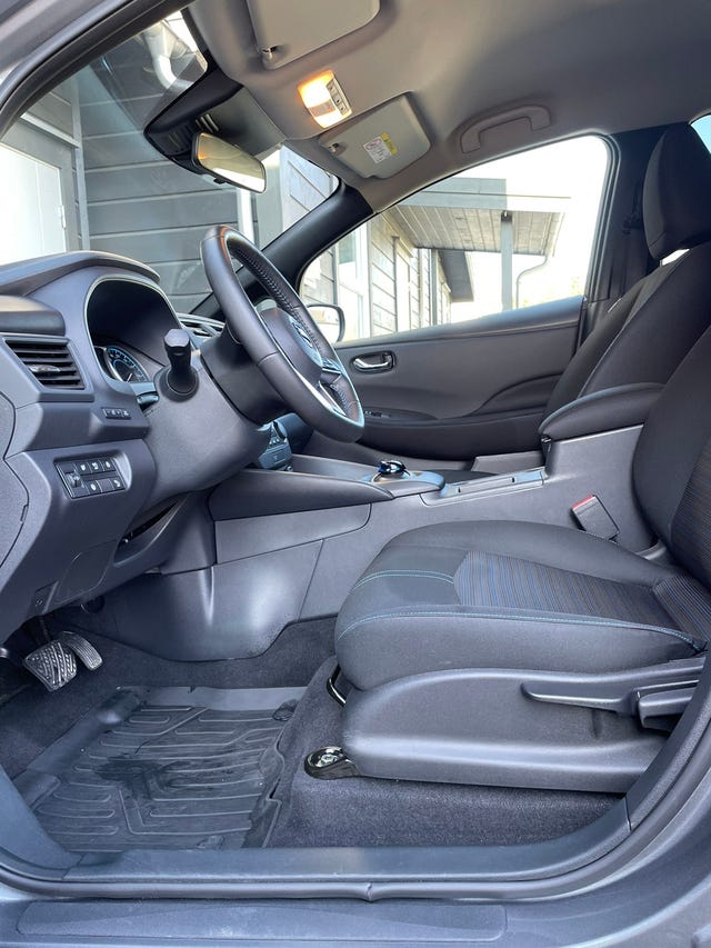 SJNFAAZE1U0143652 2021 NISSAN LEAF-5
