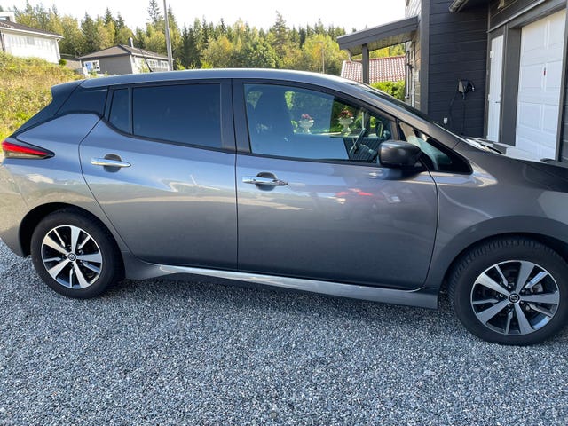 2021 NISSAN LEAF - 9