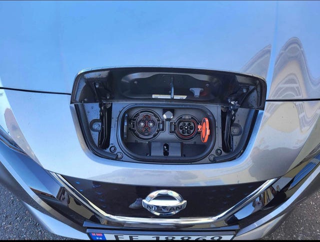 2021 NISSAN LEAF - 27