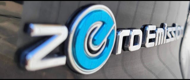 2021 NISSAN LEAF - 23