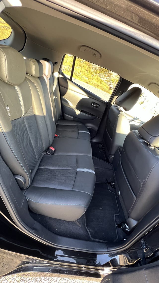 2019 NISSAN LEAF - 15