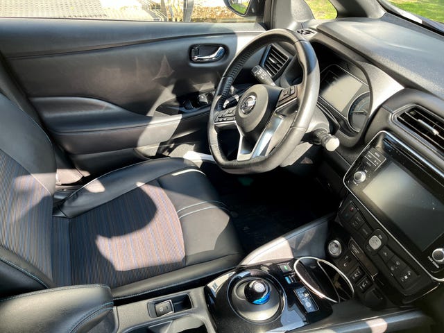 2019 NISSAN LEAF - 10