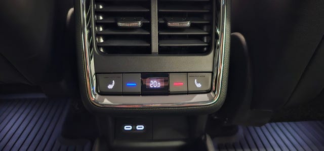 2022 SKODA ENYAQ - 34