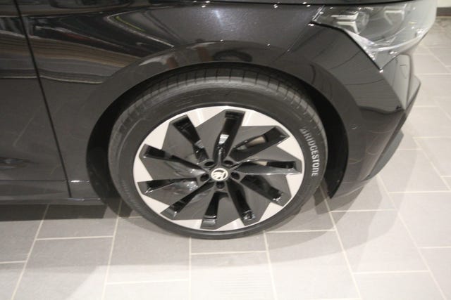 2022 SKODA ENYAQ - 11