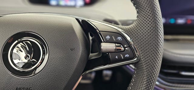 2022 SKODA ENYAQ - 28